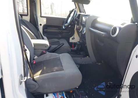 2010 Jeep Wrangler Unlimited Sahara from USA, damaged, VIN 1J4HA5H16AL185725